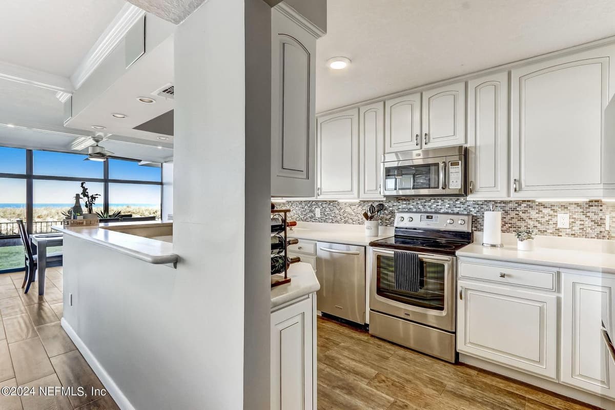 1301 1ST Street S 101, Jacksonville Beach, FL 32250 3
