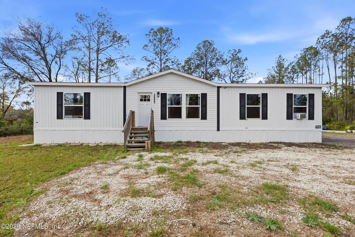 10555 YEAGER Avenue, Hastings, FL 32145 2