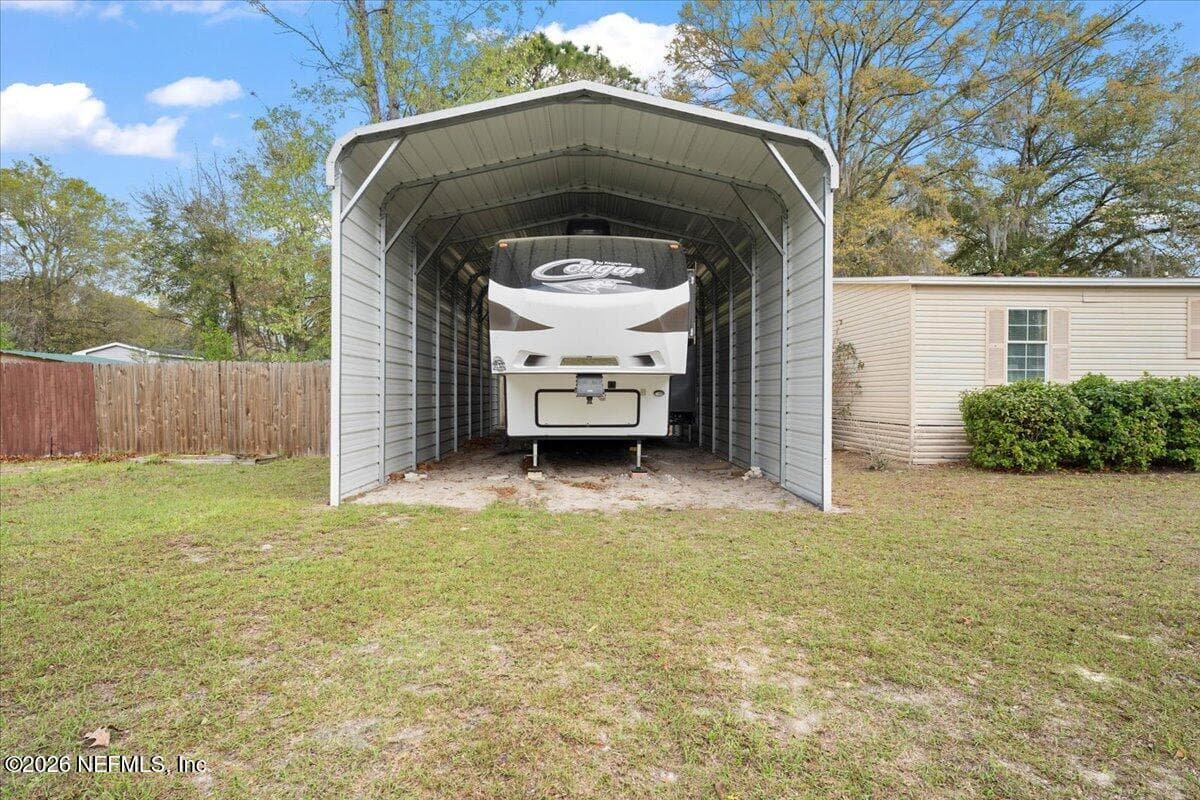 2553 WATER BLUFF Drive, Jacksonville, FL 32218 3