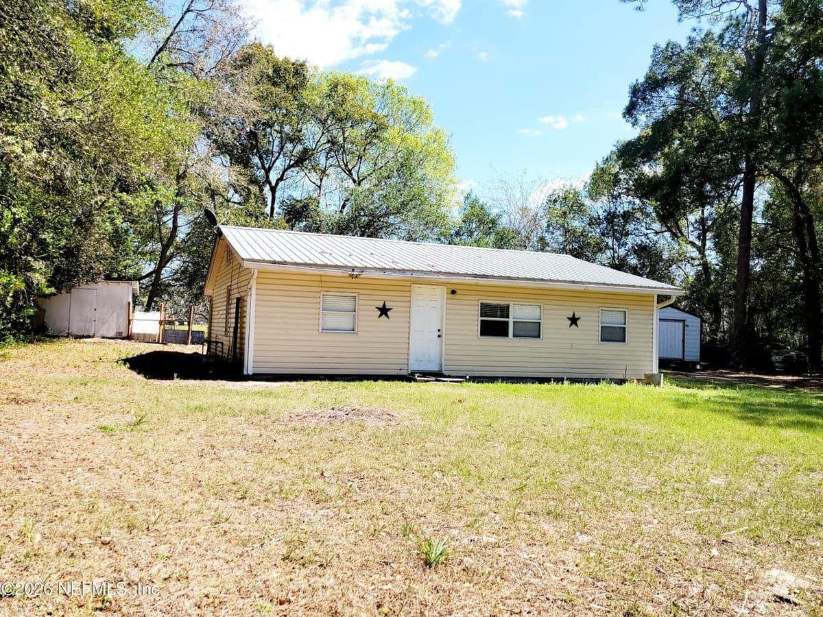 10507 PROSPECT Avenue, Hampton, FL 32044 3