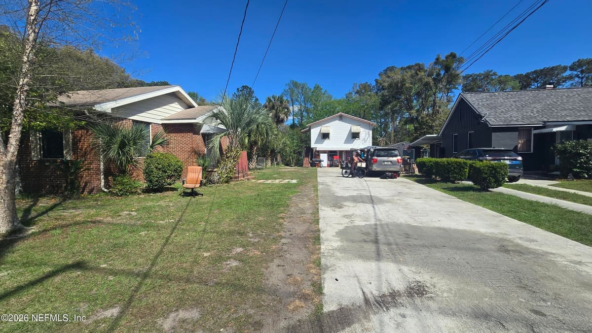 1319 HAMILTON Street, Jacksonville, FL 32205 2