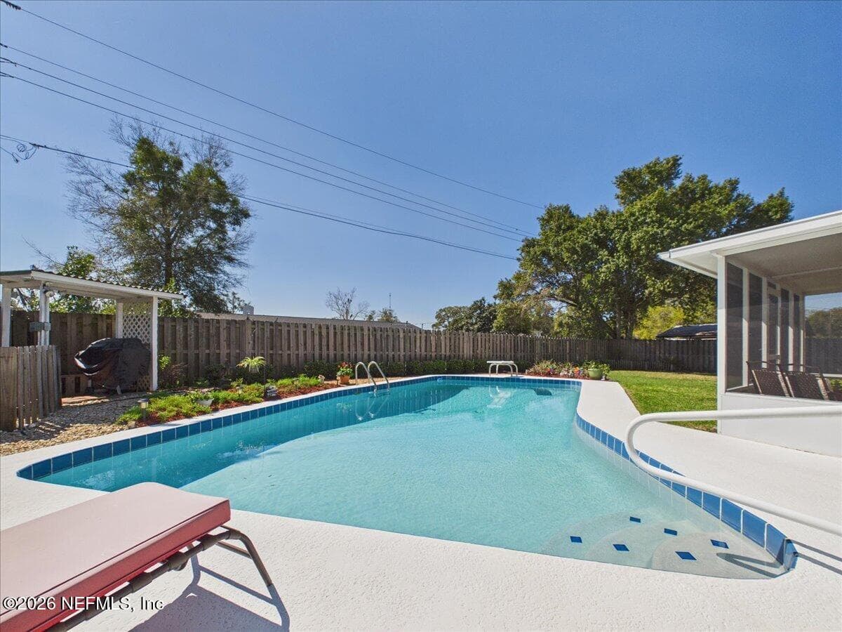 203 CITRA Drive, Palatka, FL 32177 2