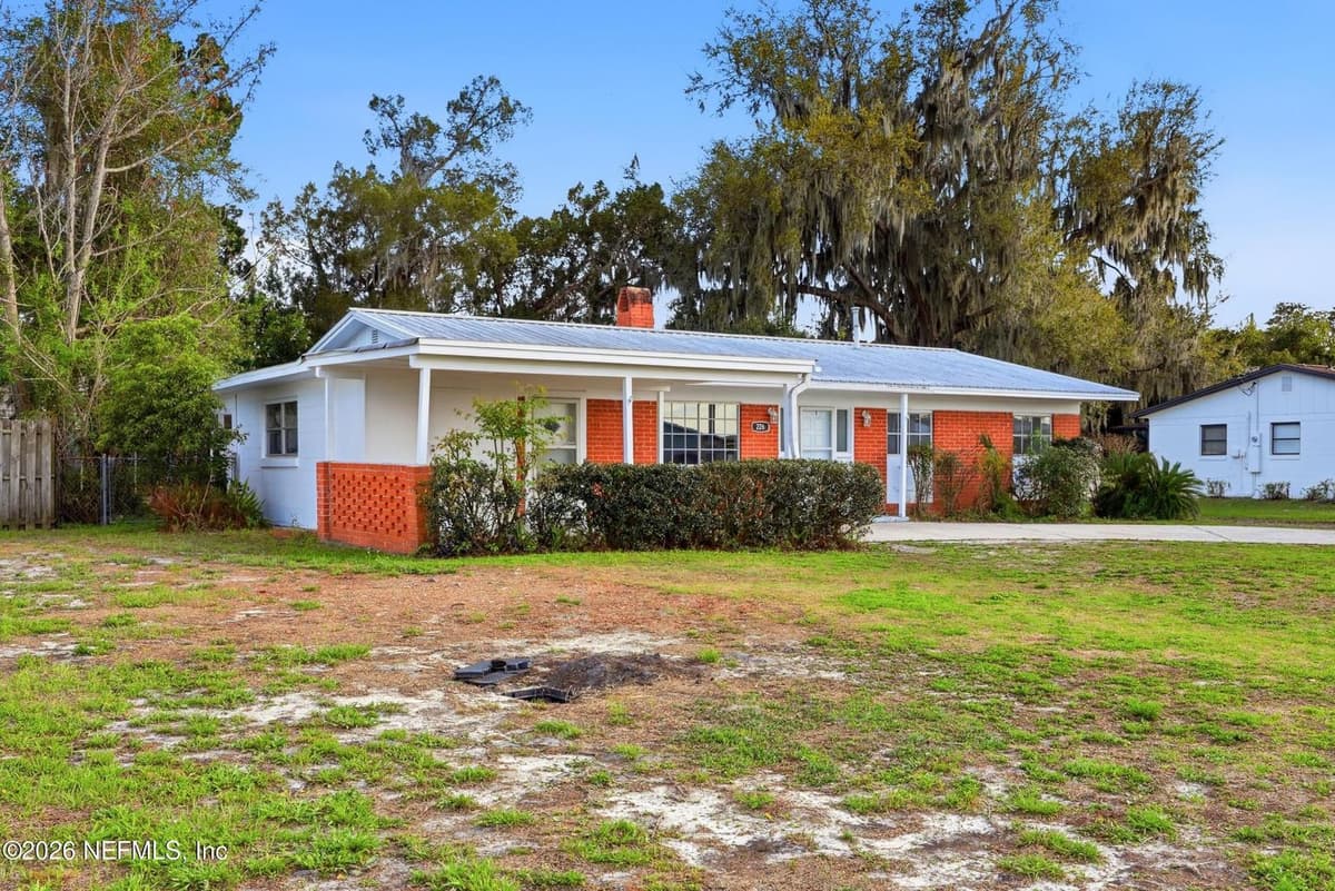 226 RIVER Drive, East Palatka, FL 32131 2