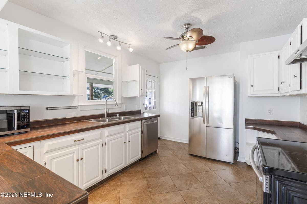 5143 PALMER Avenue, Jacksonville, FL 32210 3