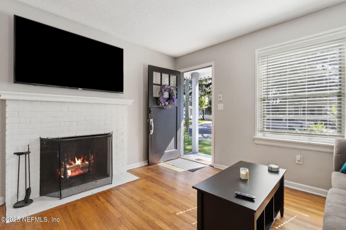 3023 PLUM Street, Jacksonville, FL 32205 2