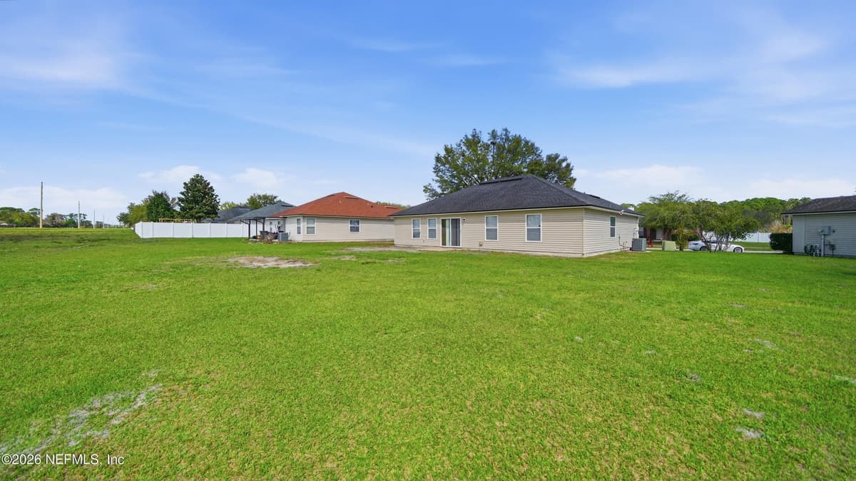 1530 SUMMIT OAKS Drive W, Jacksonville, FL 32221 2