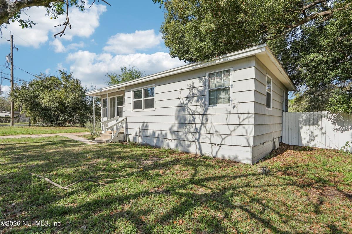 4805 PORTSMOUTH Avenue, Jacksonville, FL 32208 3