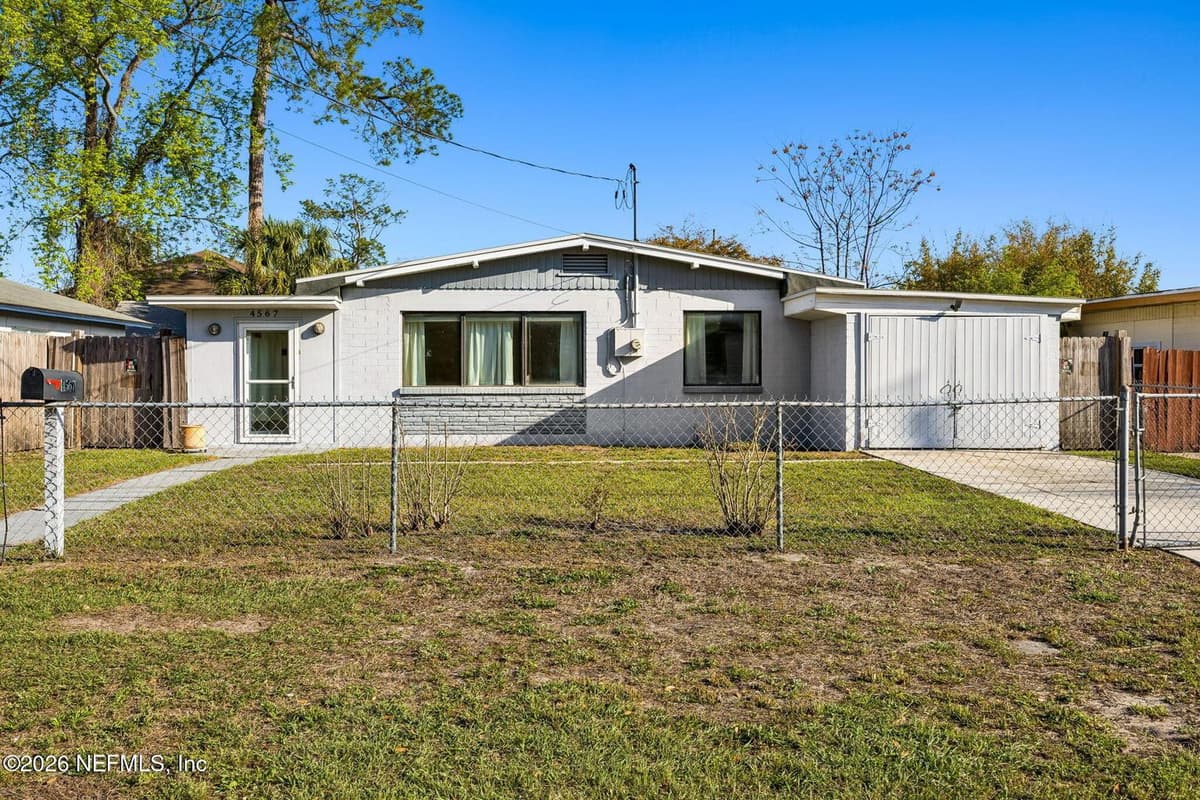 4567 PALMER Avenue, Jacksonville, FL 32210 2