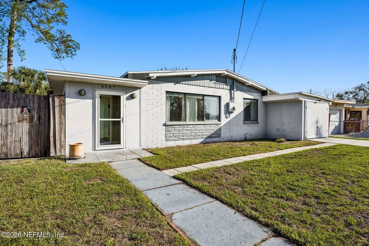 4567 PALMER Avenue, Jacksonville, FL 32210 3