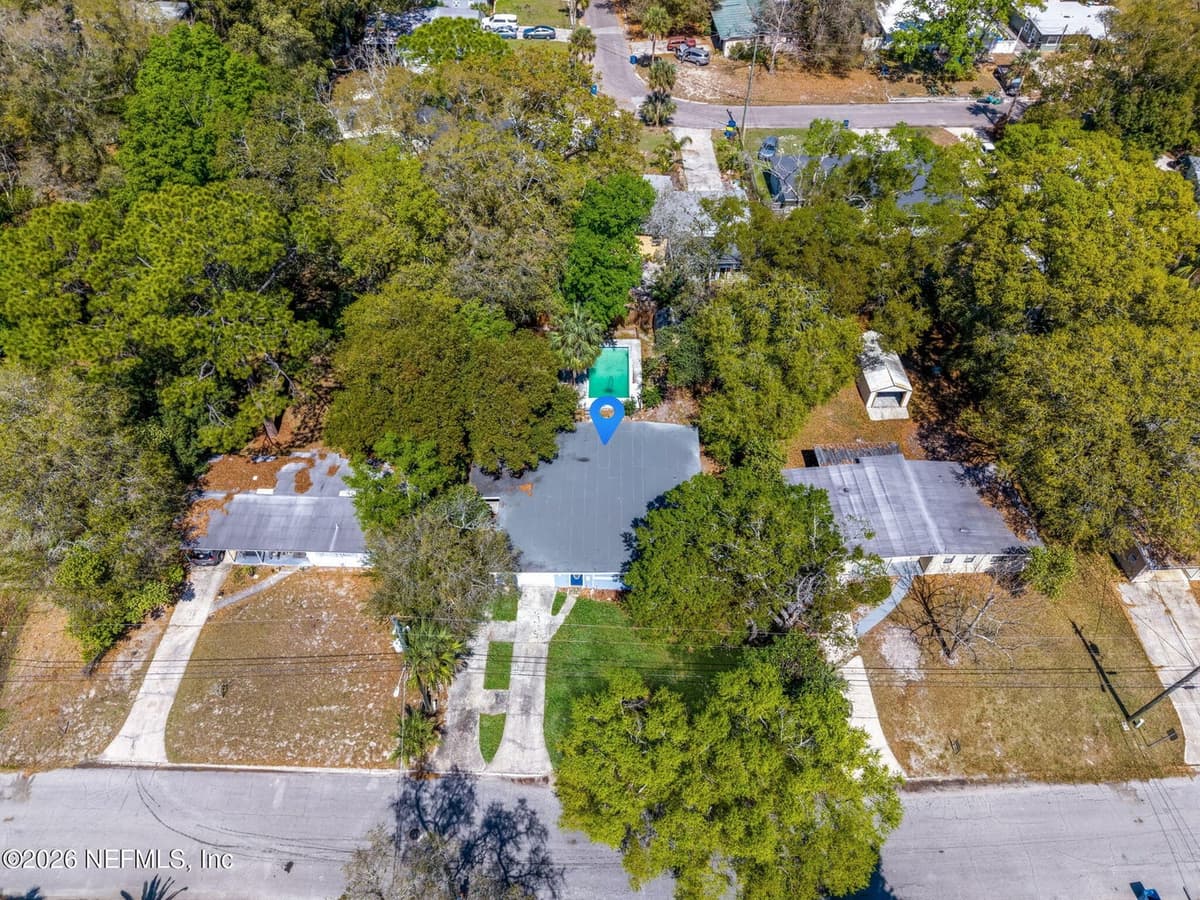 7541 MAYAPPLE Road, Jacksonville, FL 32211 3