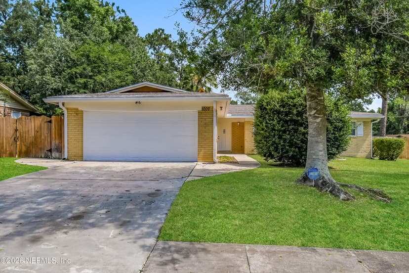 1007 GROVE PARK Lane, Orange Park, FL 32073