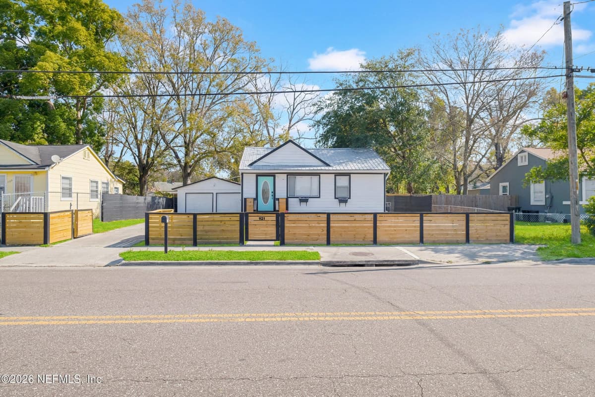 1121 MELSON Avenue, Jacksonville, FL 32254 3