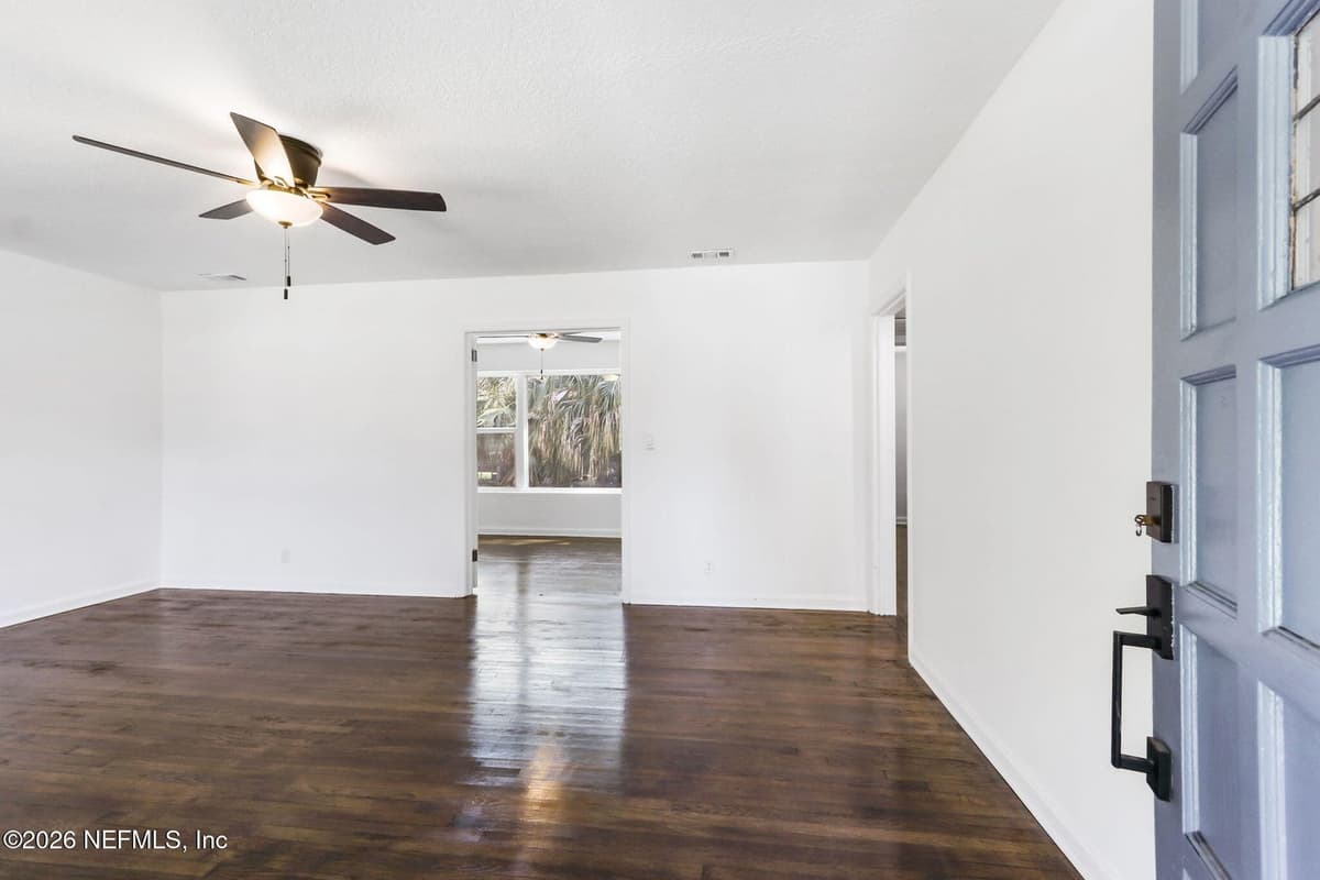 1425 SOMERVILLE Road, Jacksonville, FL 32207 3