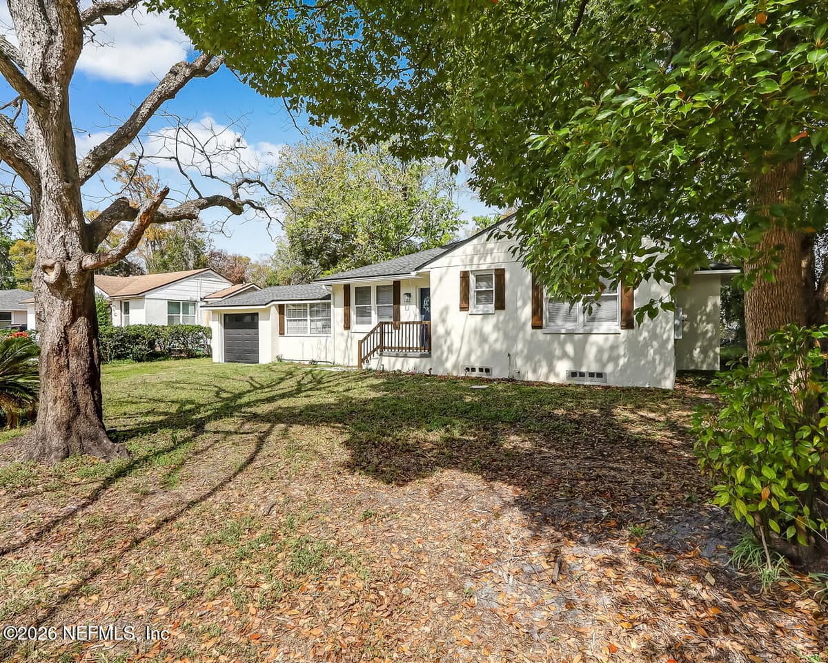 5121 ATTLEBORO Street, Jacksonville, FL 32205 2