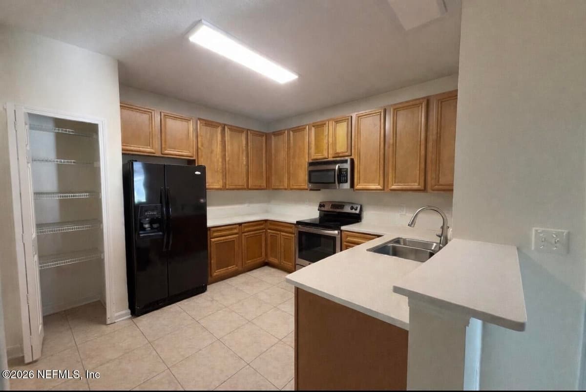 8218 GREEN PARROT Road 308, Jacksonville, FL 32256 3