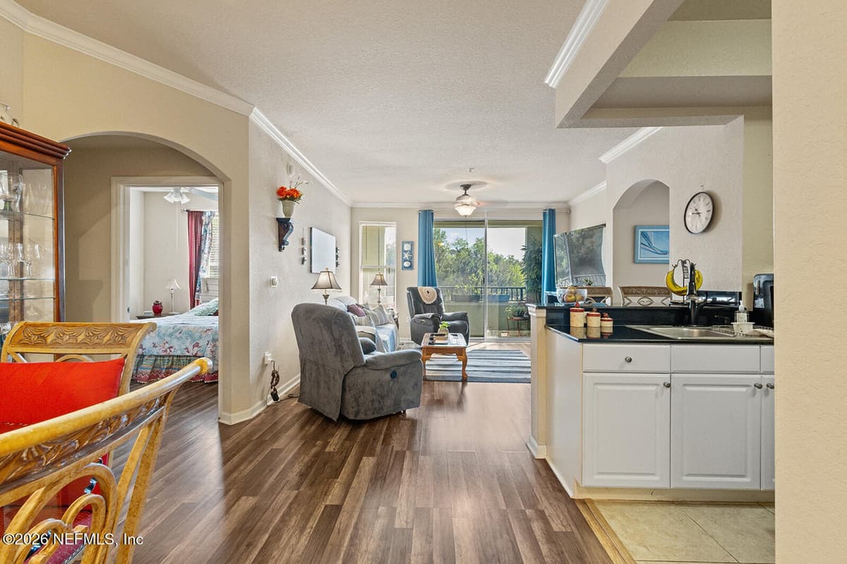 8539 GATE Parkway 9321, Jacksonville, FL 32216 2