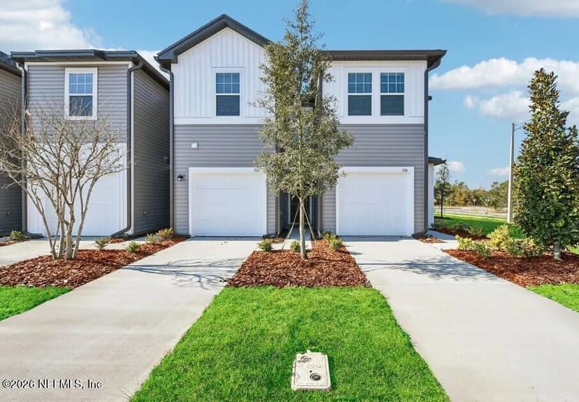 532 TROUT RUN Road, Jacksonville, FL 32218