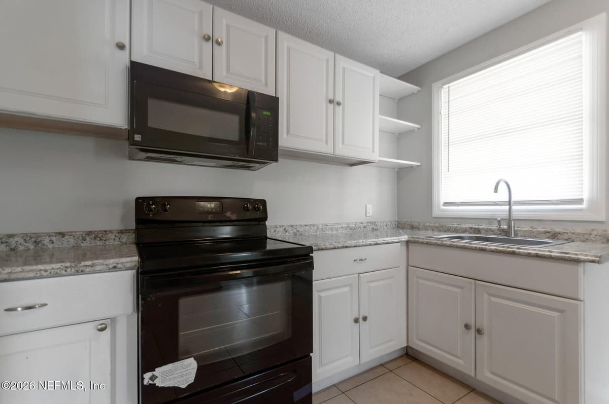 1478 W 11TH Street, Jacksonville, FL 32209 3
