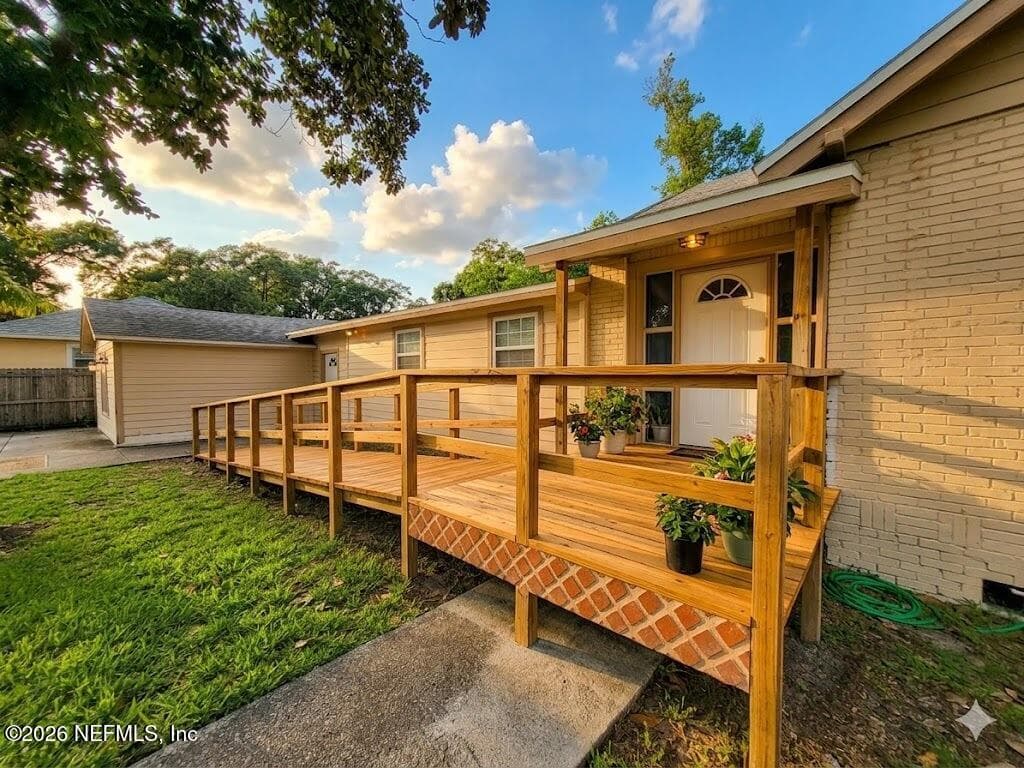 206 ARLINGTON Road N, Jacksonville, FL 32211 3