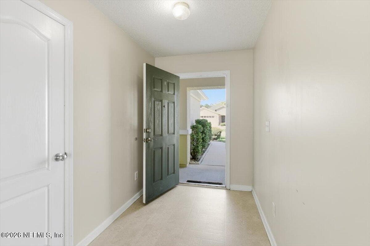 12345 BRISTOL CREEK Drive, Jacksonville, FL 32218 3