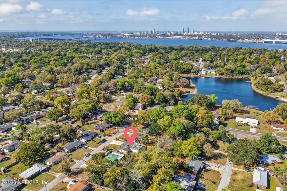 5933 GREEN HILL Lane, Jacksonville, FL 32211 2