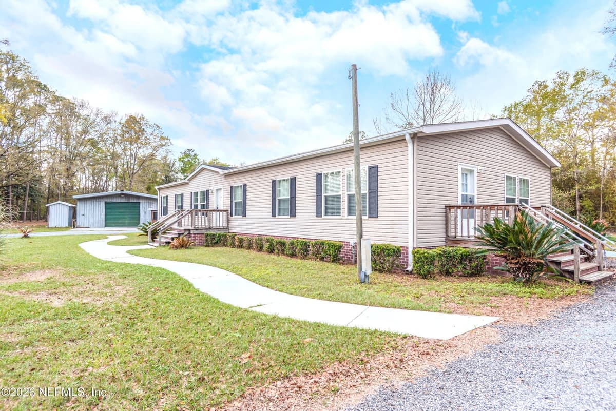 5932 WOODLAWN Road, Macclenny, FL 32063 3