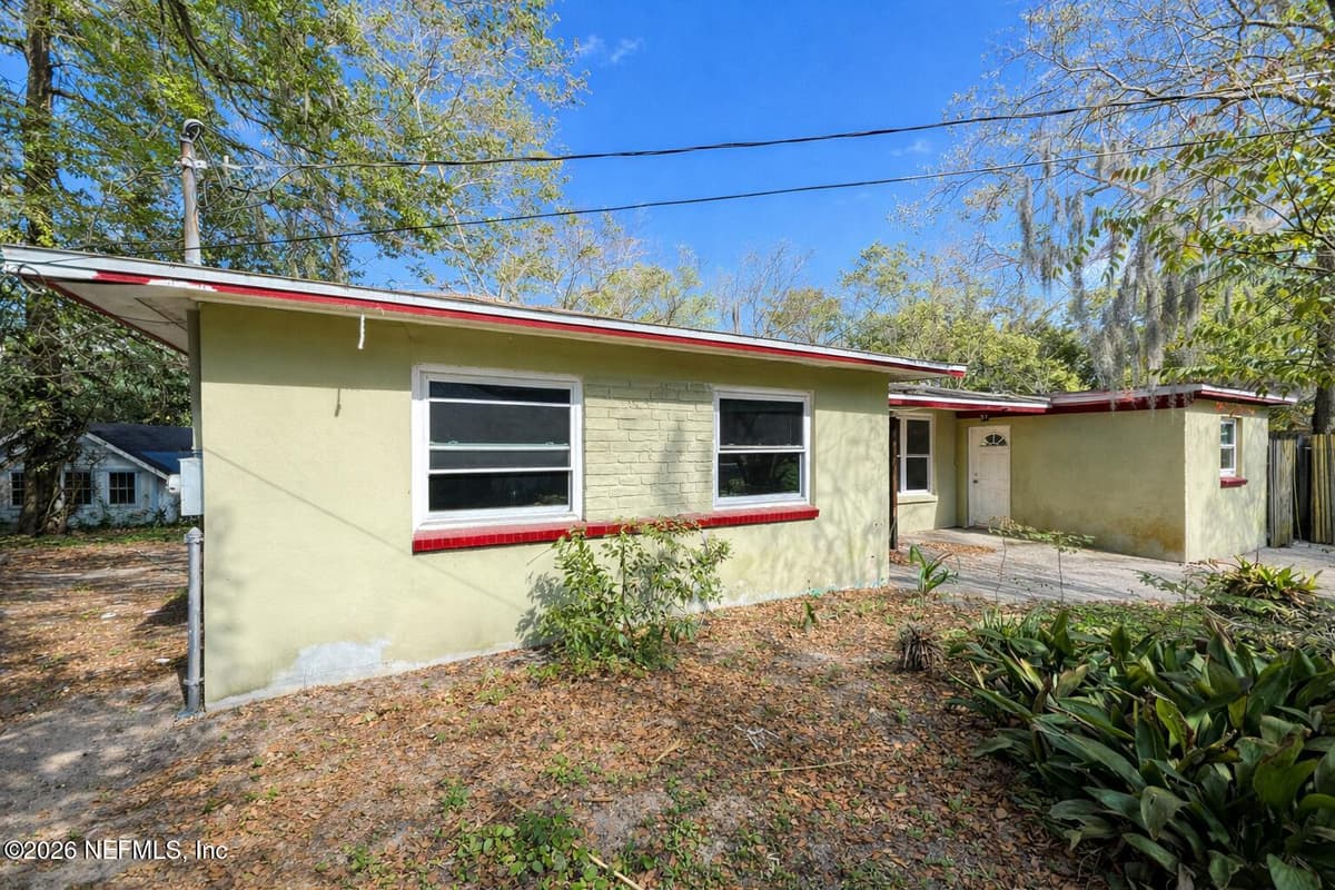 7227 WENDY Circle, Jacksonville, FL 32211 2