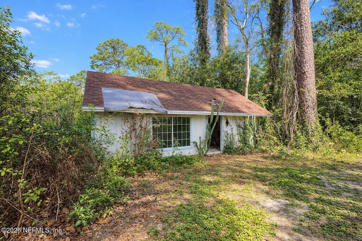 7227 WENDY Circle, Jacksonville, FL 32211 3