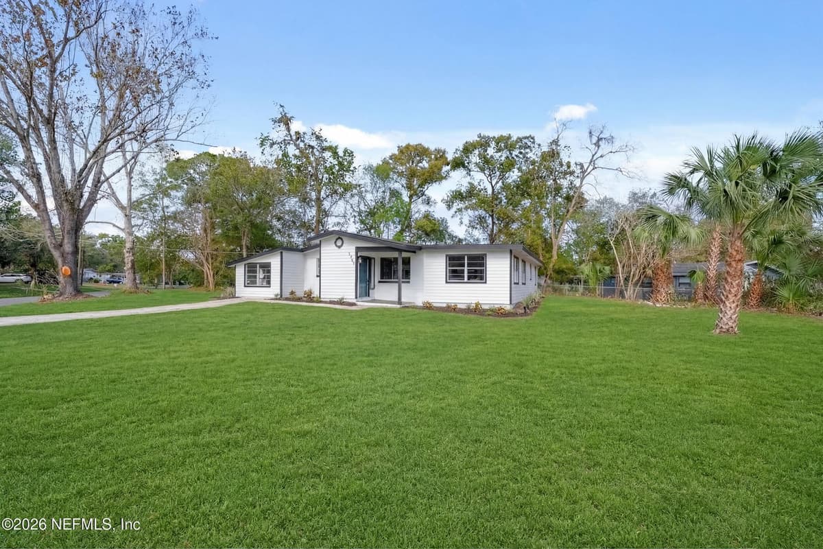 6749 MOPSY Lane, Jacksonville, FL 32210 2