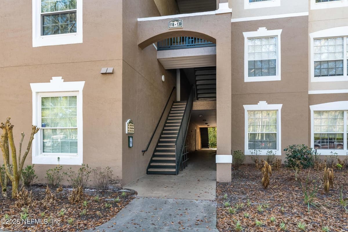 10550 BAYMEADOWS Road 121, Jacksonville, FL 32256 2