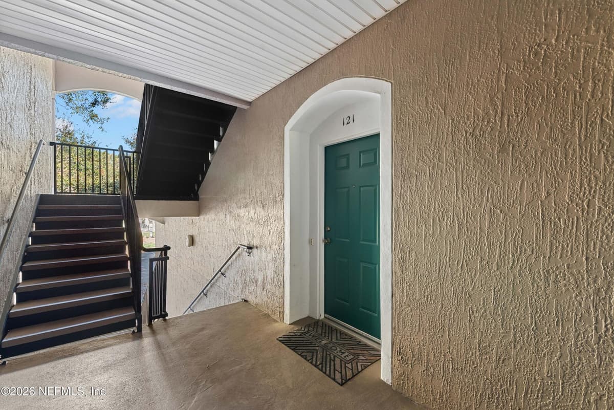 10550 BAYMEADOWS Road 121, Jacksonville, FL 32256 3