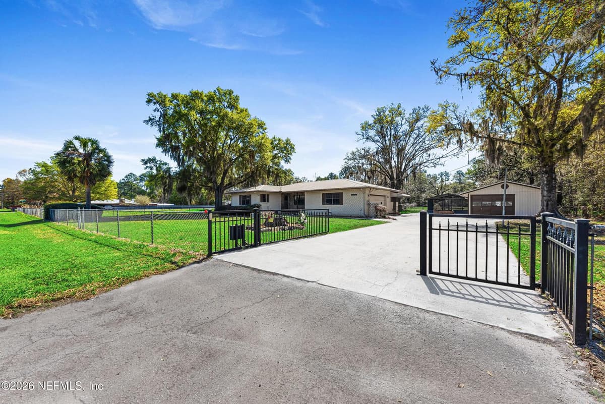 9630 OLD PLANK Road, Jacksonville, FL 32220 2