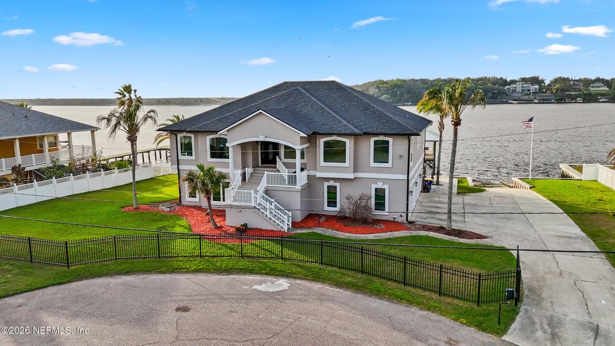7156 RAMOTH Drive, Jacksonville, FL 32226 2
