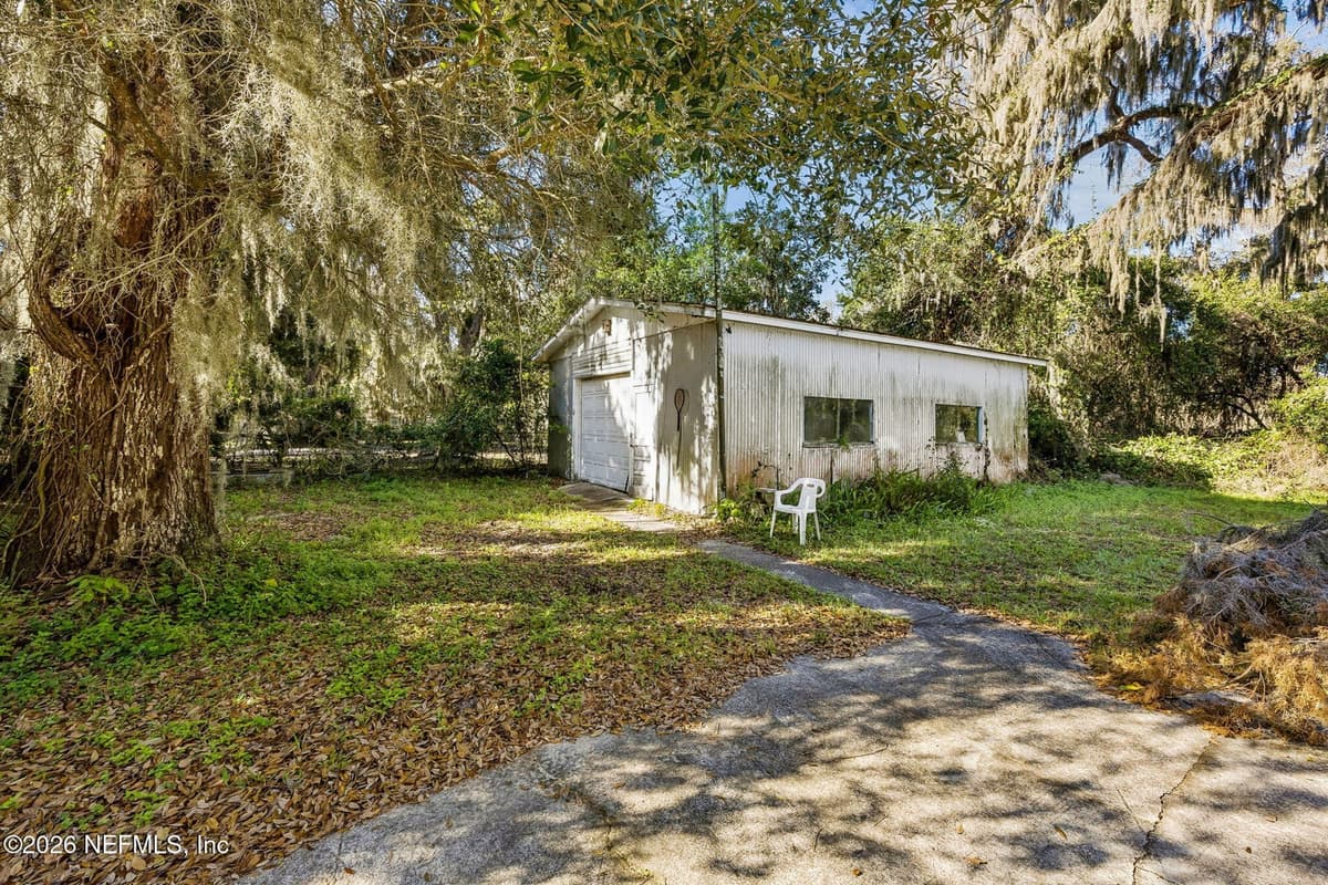862 PIONEER Drive, Jacksonville, FL 32233 3
