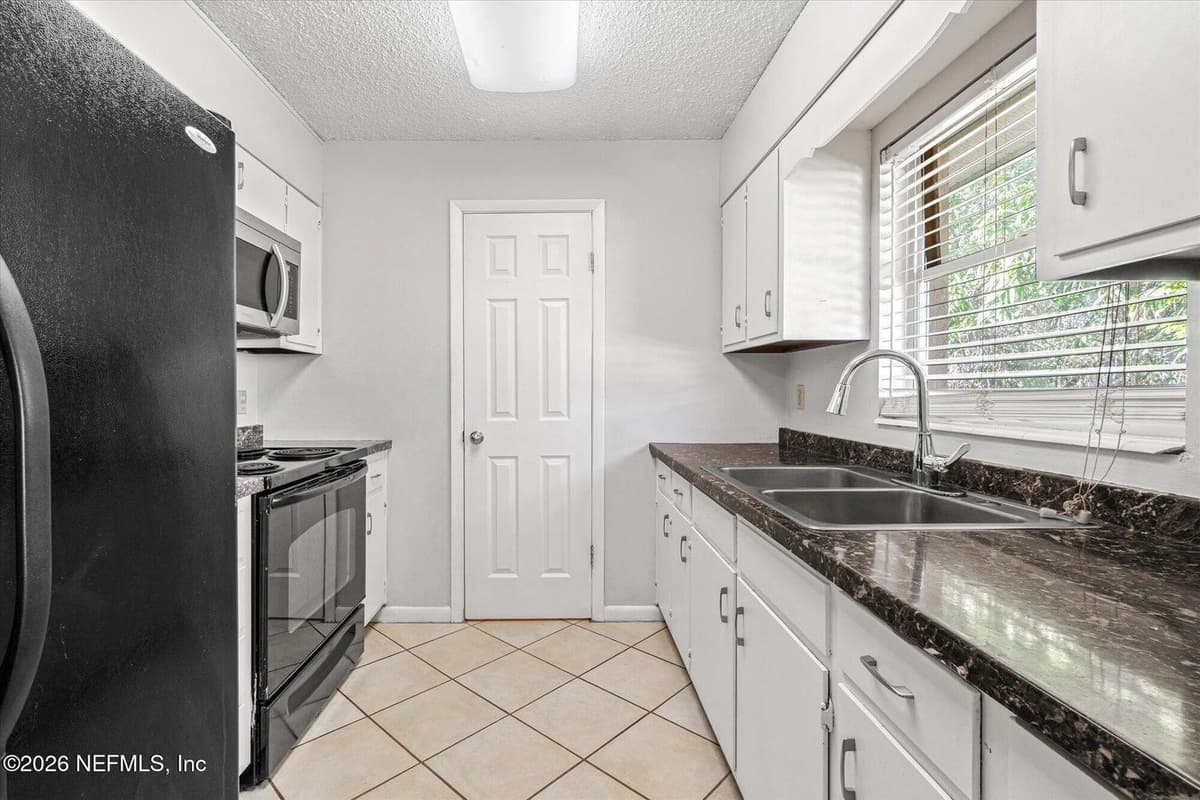 1304 PRESIDENT Street, Palatka, FL 32177 3