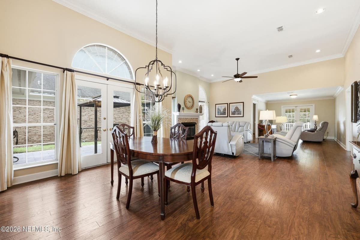 8242 SHADE TREE Court, Jacksonville, FL 32256 2