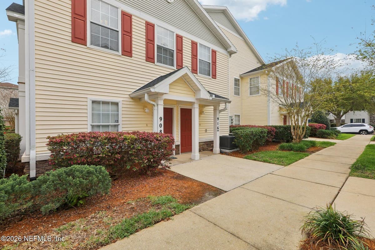 575 OAKLEAF PLANTATION Parkway 916, Orange Park, FL 32065 3
