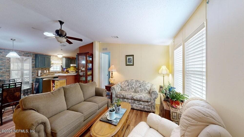 21238 NE 150TH Street, Fort McCoy, FL 32134 3