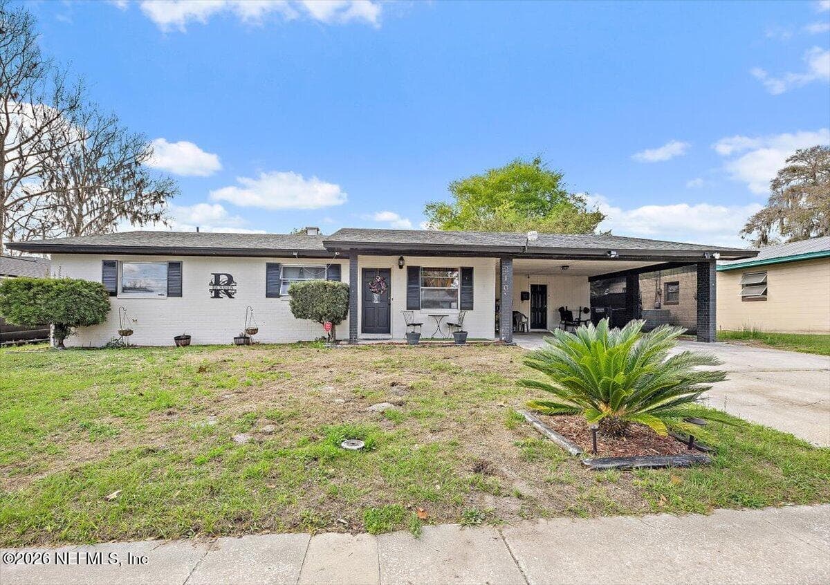 210 HOLLY Lane, Palatka, FL 32177 2