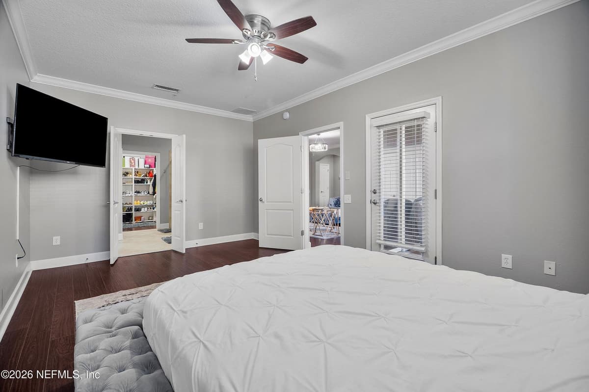 4480 DEERWOOD LAKE Parkway 336, Jacksonville, FL 32216 3