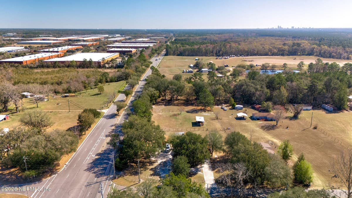 4065 MAGILL Road, Jacksonville, FL 32220 2