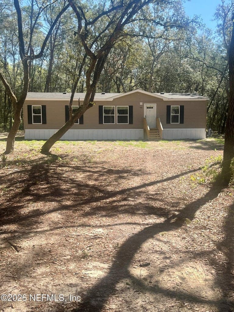 400 S HOLLY Avenue, Florahome, FL 32140