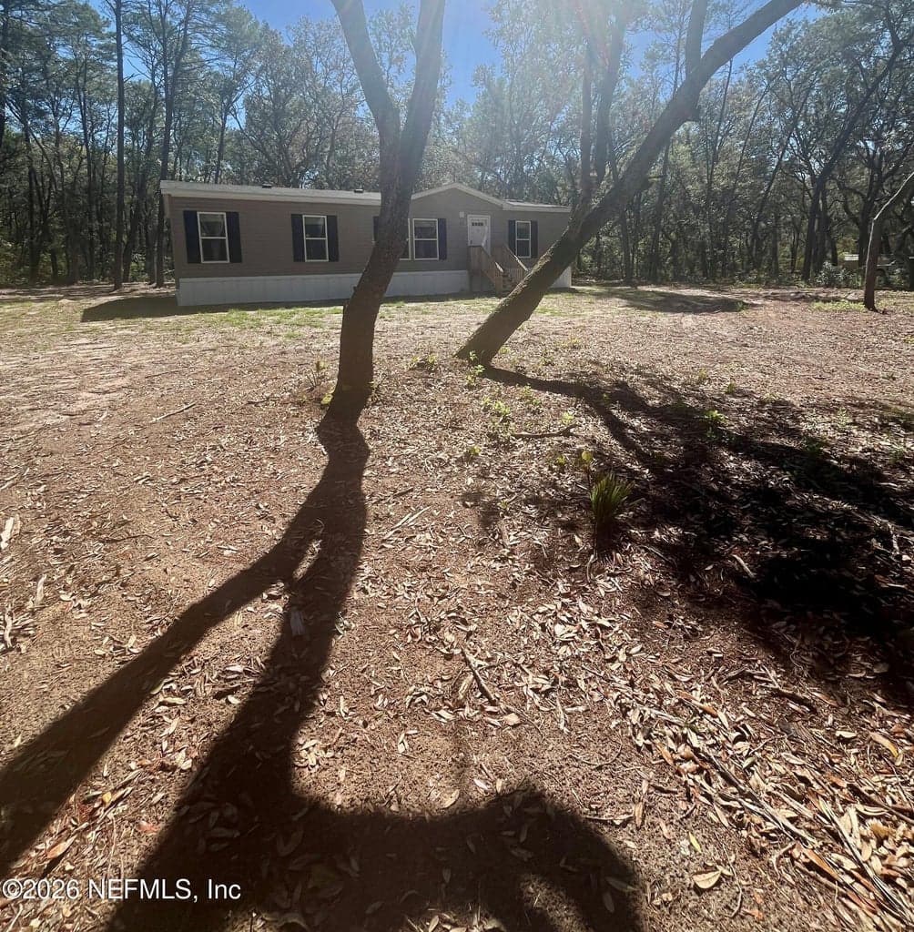 400 S HOLLY Avenue, Florahome, FL 32140 3