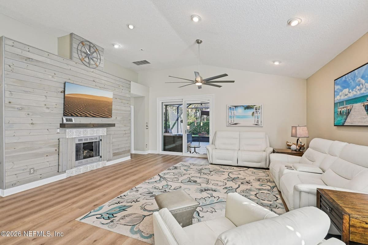 1328 BARRINGTON Circle, St. Augustine, FL 32092 2