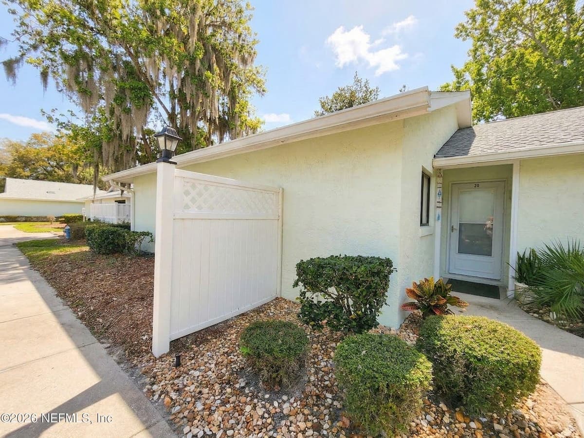 20 LAKE FOREST Court, Palm Coast, FL 32137 3