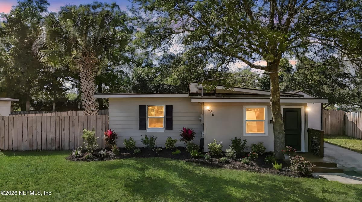 4026 EVE Drive E, Jacksonville, FL 32246 2