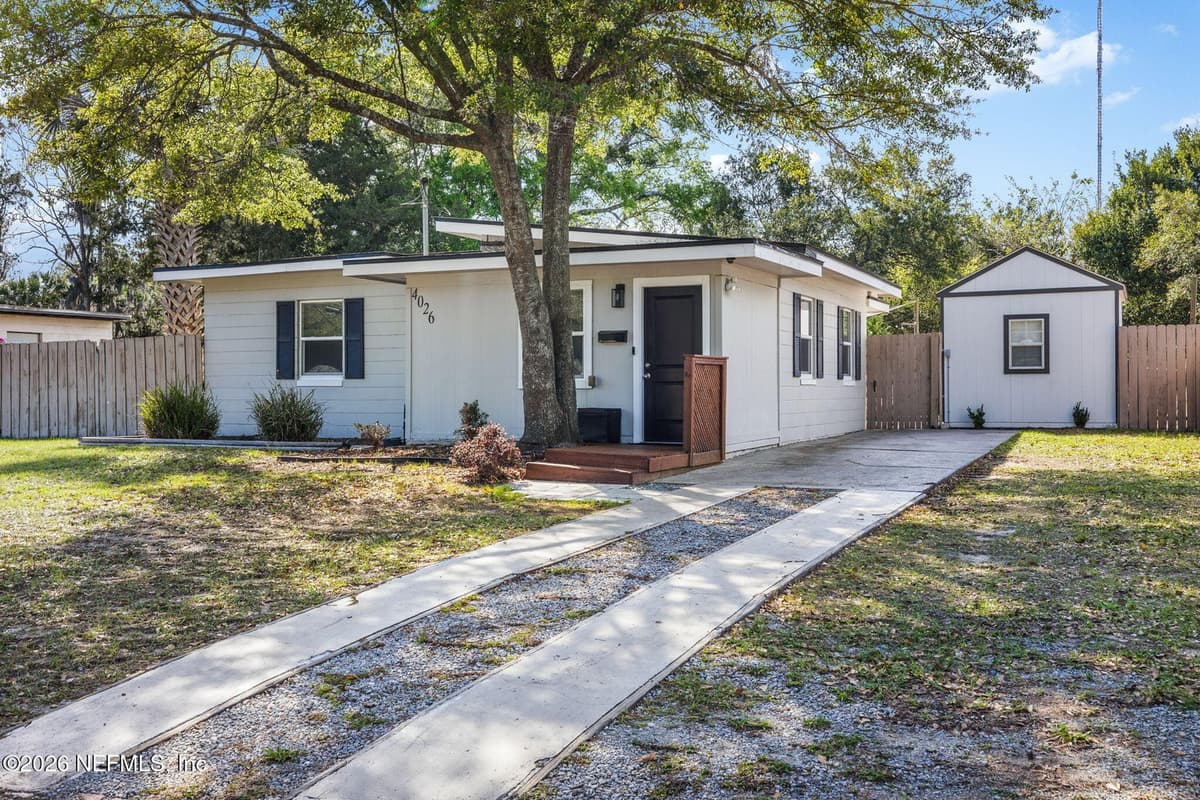 4026 EVE Drive E, Jacksonville, FL 32246 3