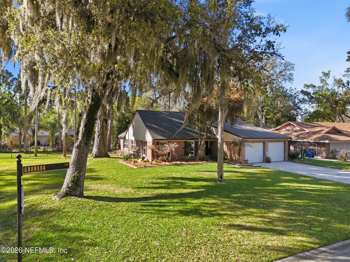 100 GRANADA Lane, Ponte Vedra Beach, FL 32082 2