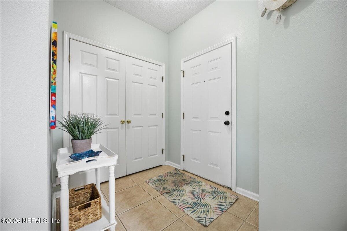 7801 POINT MEADOWS Drive 4207, Jacksonville, FL 32256 3