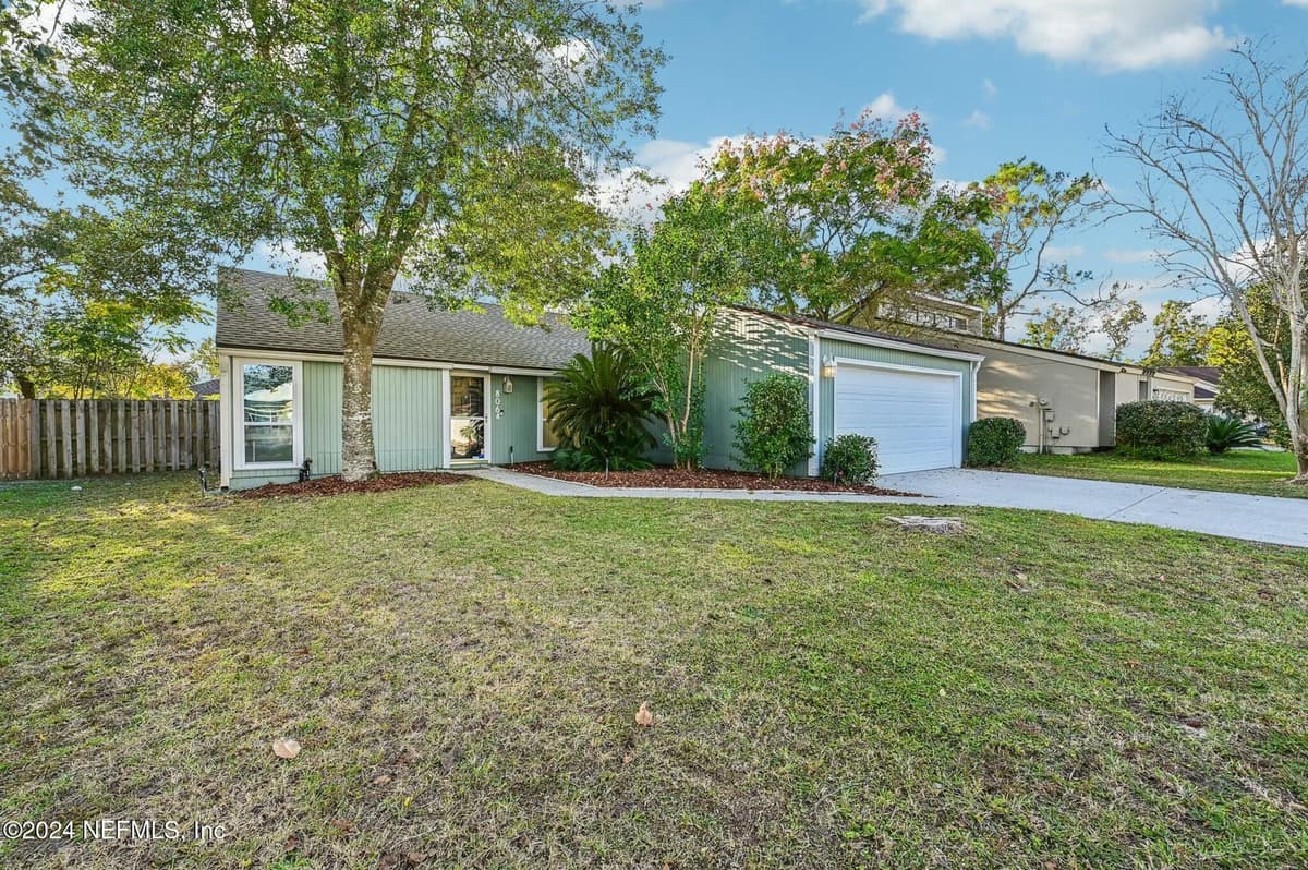 8064 KILWINNING Lane, Jacksonville, FL 32244 3